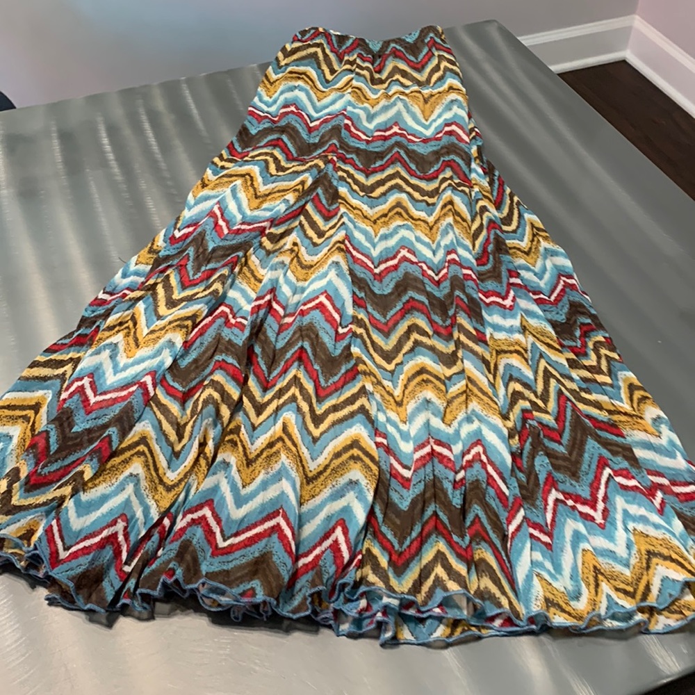 Christopher & Banks Zigzag Printed Boho Skirt Size M